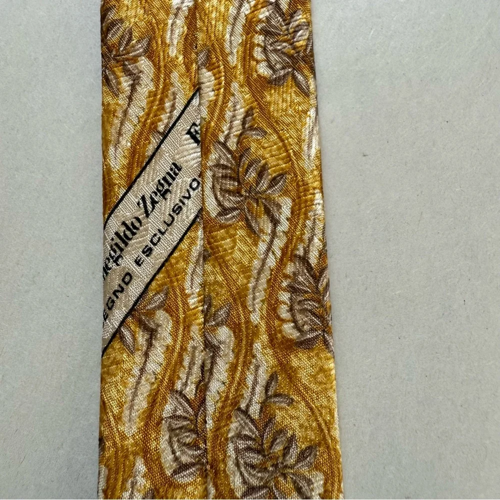 Ermenegildo‎ Zegna Silk Tie Gold Floral Made in Italy